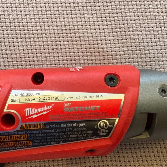 Milwaukee 3/8" ratchet Tool Only - Picture 5 of 7